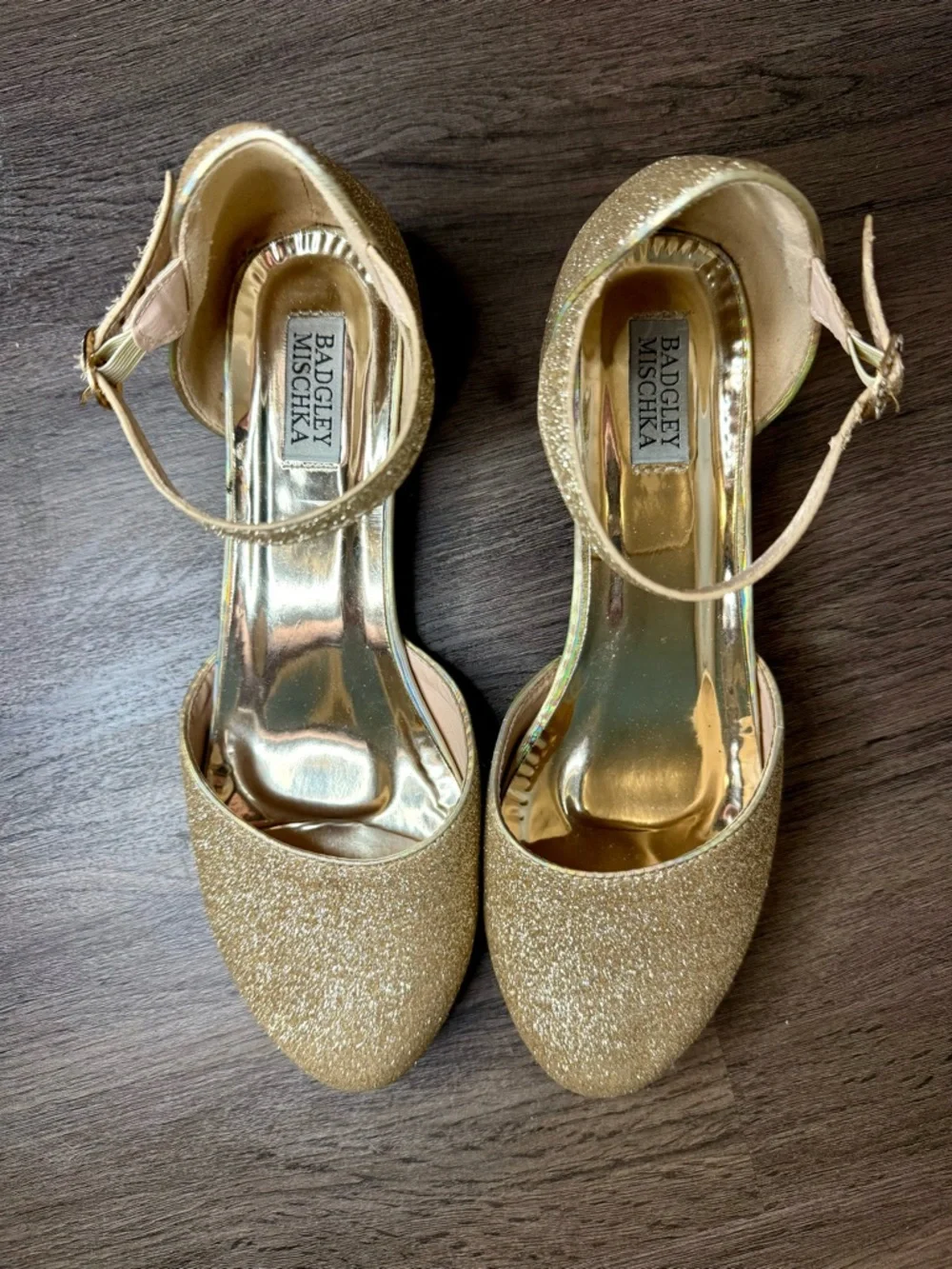 Badgley Mischka Gold Glitter Block Heel Pumps Size 5 - Picture 2 of 4